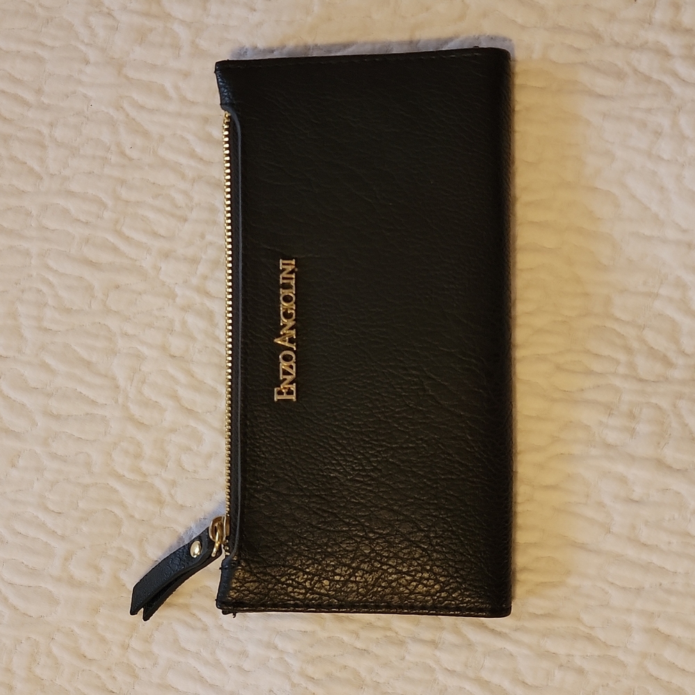 FINAL LAST DAY - NWOT Enzo Angiolini Black Wallet